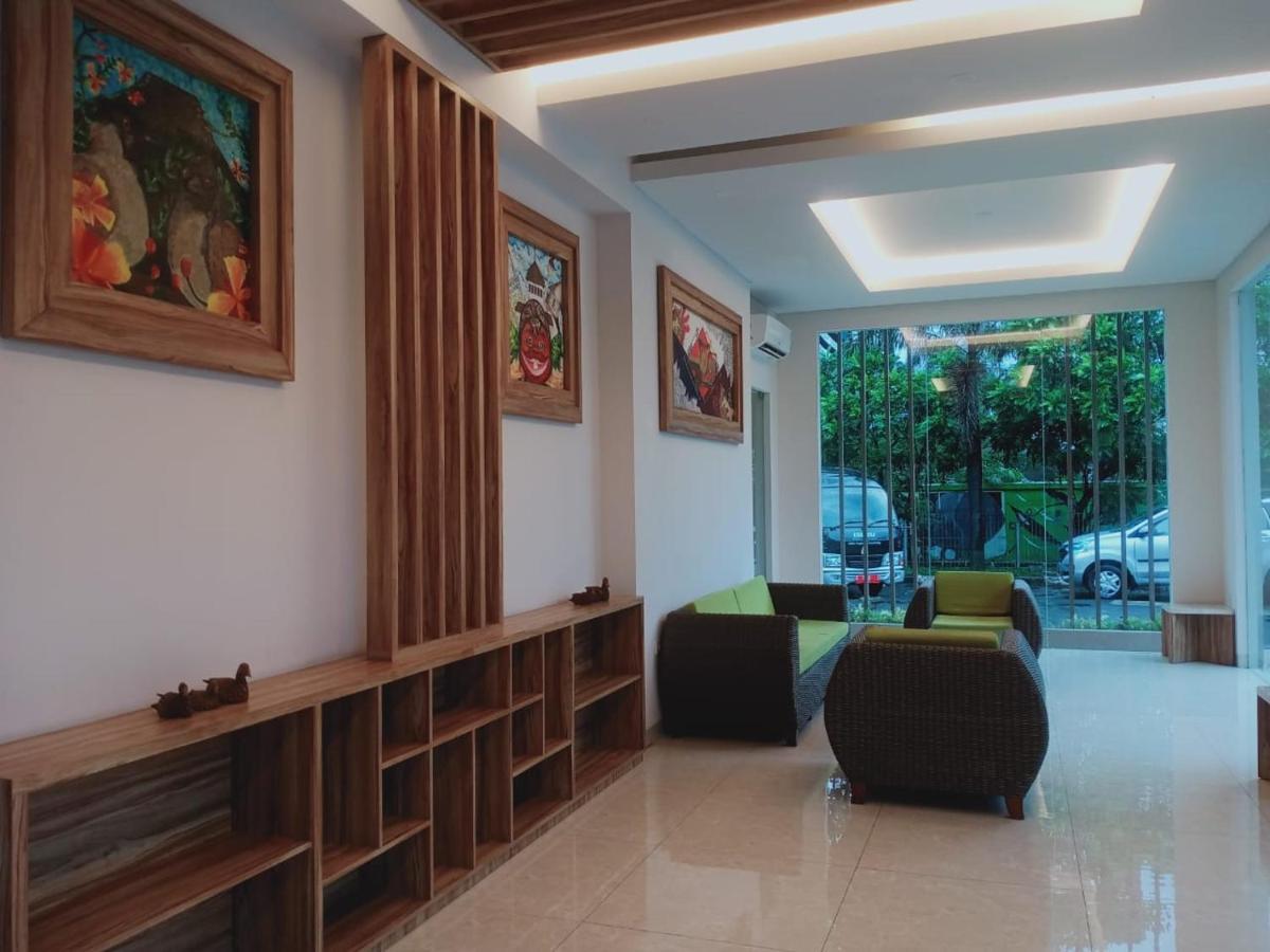 Oyo 90102 Edotel Hotel By Dbest Hospitality 万隆 外观 照片