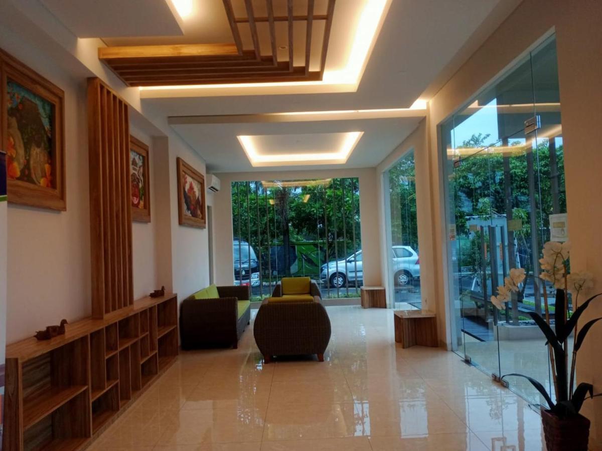 Oyo 90102 Edotel Hotel By Dbest Hospitality 万隆 外观 照片